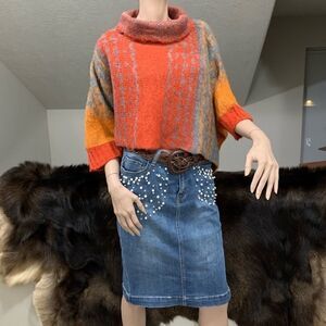 New Beautiful Pullover Sweater & Shawl